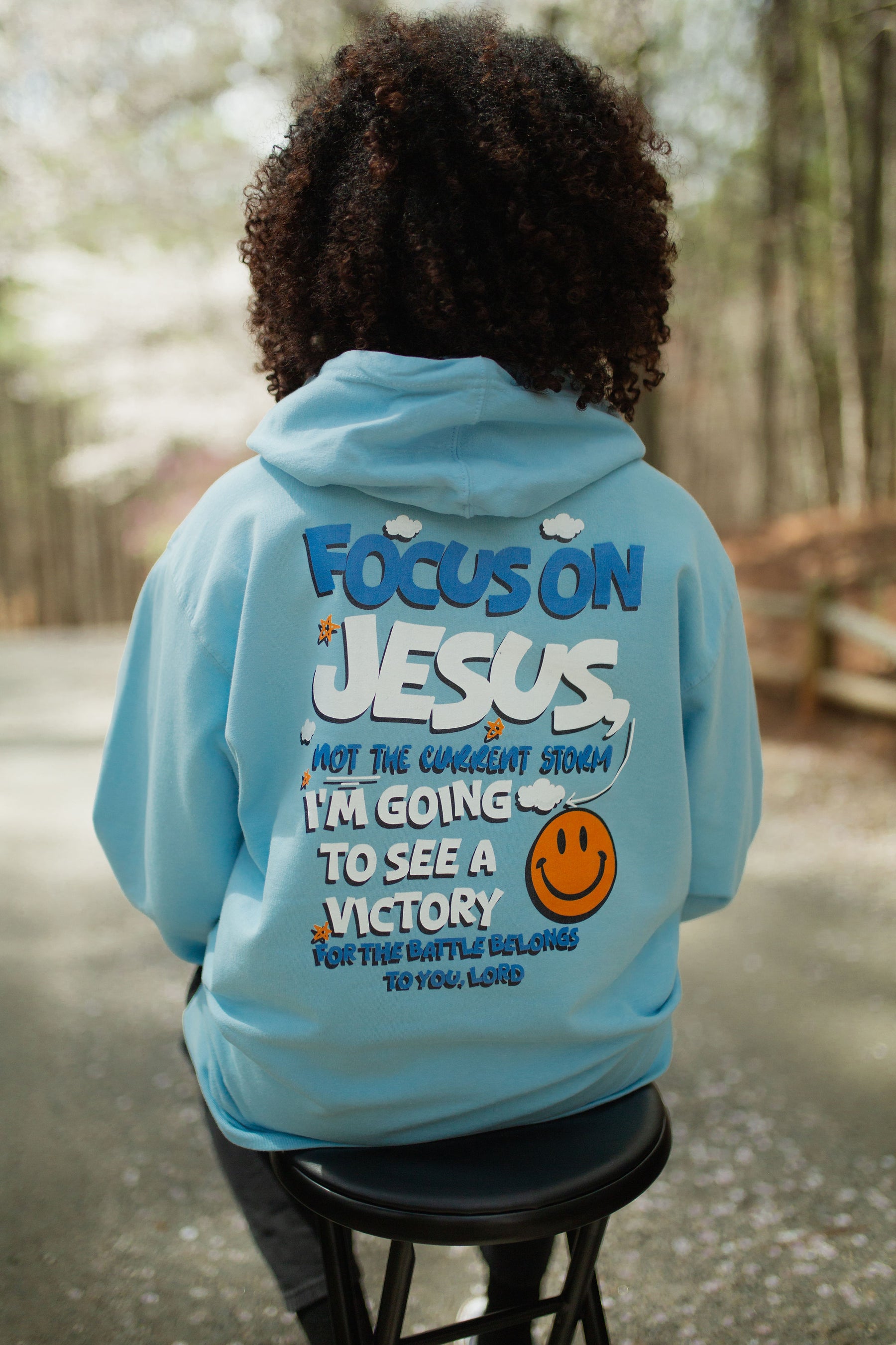 FOCUS ON JESUS I PREMIUM UNISEX HOODIE