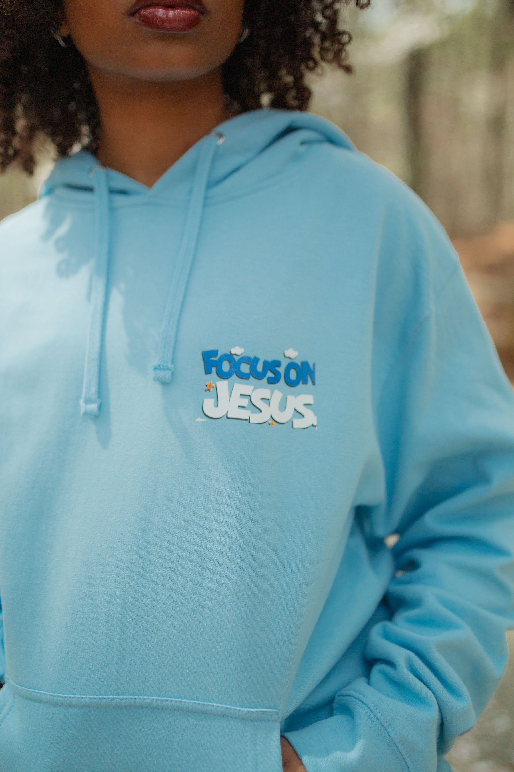 FOCUS ON JESUS I PREMIUM UNISEX HOODIE