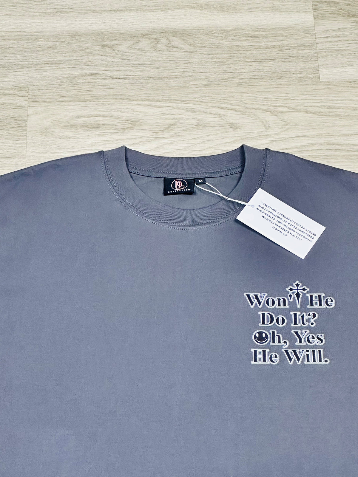 BE STILL AND KNOW – Unisex Premium T-Shirt