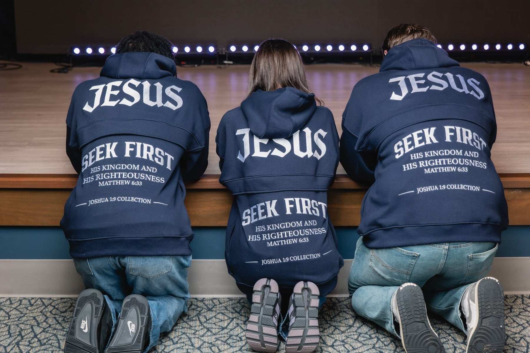 SEEK FIRST | JESUS HOODIE | ZIP AND SIDE POCKETS