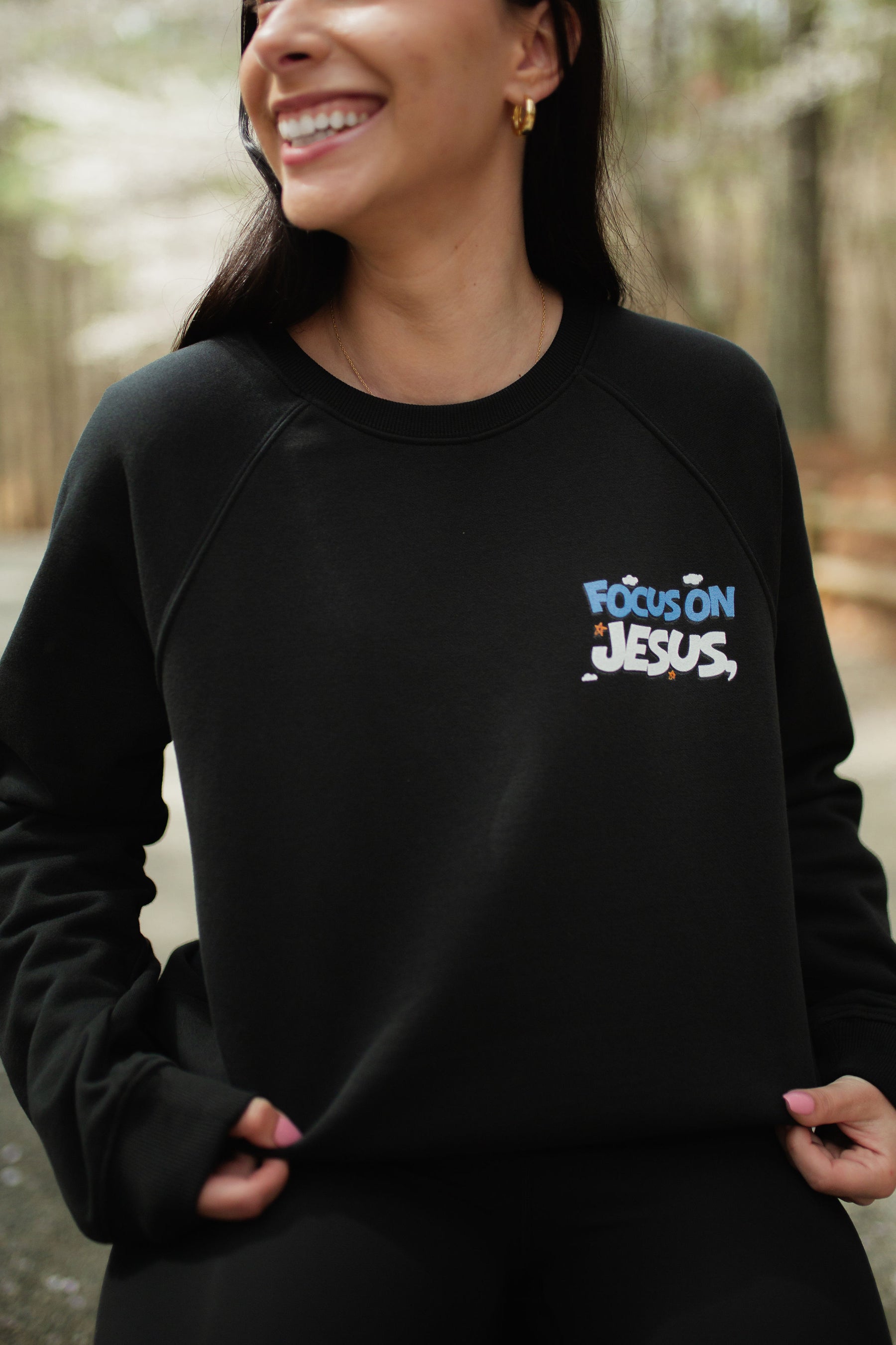 FOCUS ON JESUS I UNISEX PREMIUM SWEATSHIRT